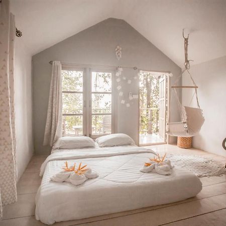 ホテル Cozy Huts トラート エクステリア 写真