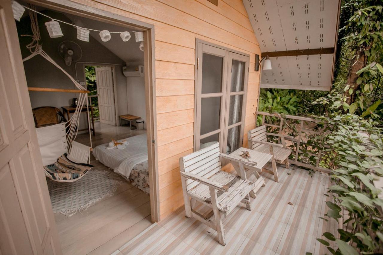 ホテル Cozy Huts トラート エクステリア 写真